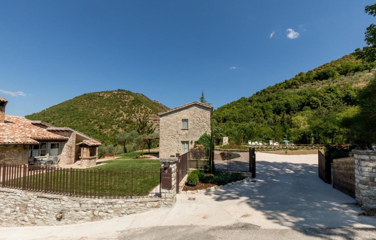 I Casali Di Villa Benveduti Gubbio Exterior photo